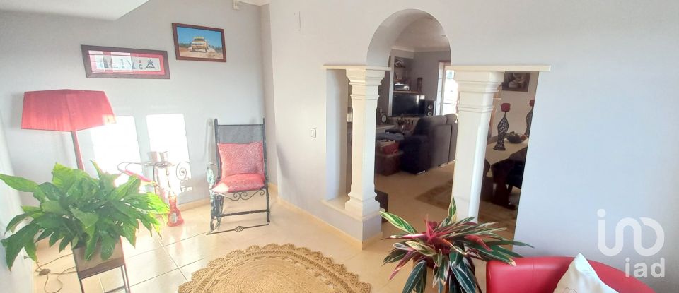 Moradia T6 em Dois Portos e Runa de 498 m²