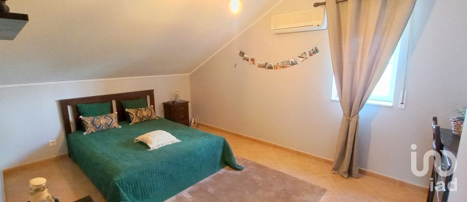 Moradia T6 em Dois Portos e Runa de 498 m²