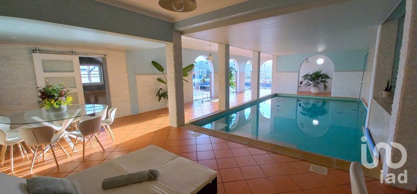 Moradia T6 em Dois Portos e Runa de 498 m²