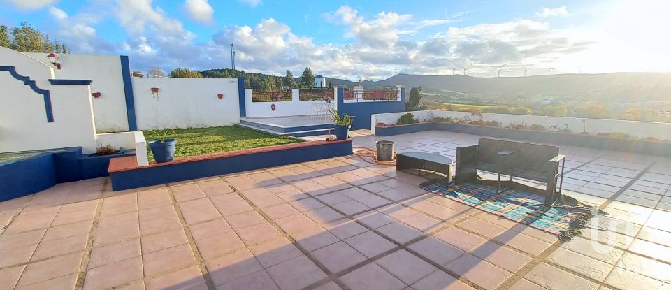 Moradia T6 em Dois Portos e Runa de 498 m²