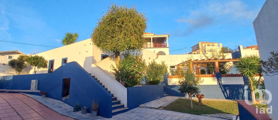 Moradia T6 em Dois Portos e Runa de 498 m²