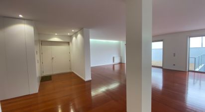 Gîte T5 à Espinho de 302 m²