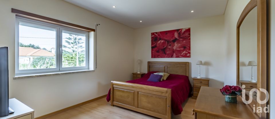 House T6 in São Martinho do Porto of 360 m²