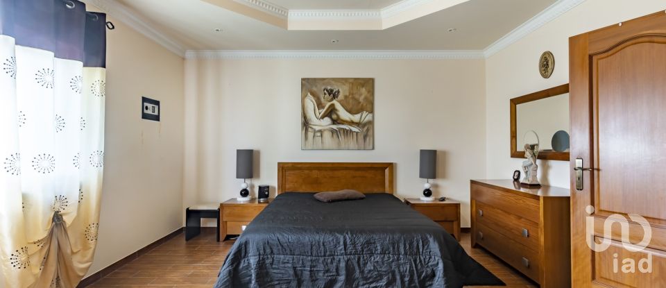 House T6 in São Martinho do Porto of 360 m²