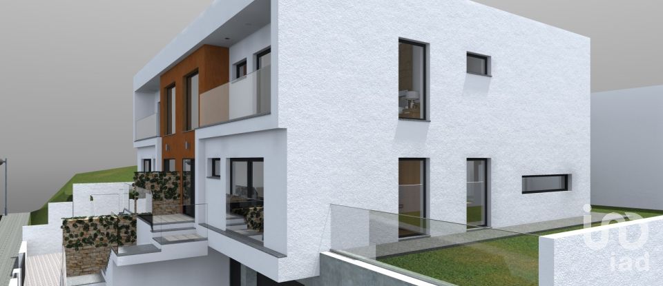 Terrain à Seia, São Romão e Lapa dos Dinheiros de 563 m²