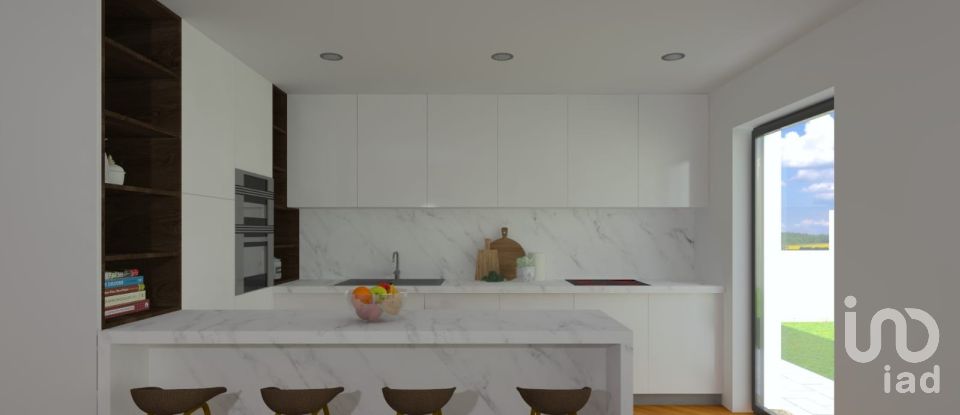 Terrain à Seia, São Romão e Lapa dos Dinheiros de 563 m²