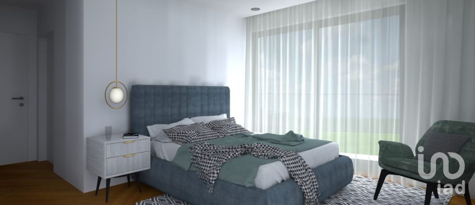 Terrain à Seia, São Romão e Lapa dos Dinheiros de 563 m²