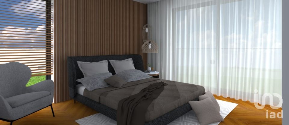 Terrain à Seia, São Romão e Lapa dos Dinheiros de 563 m²