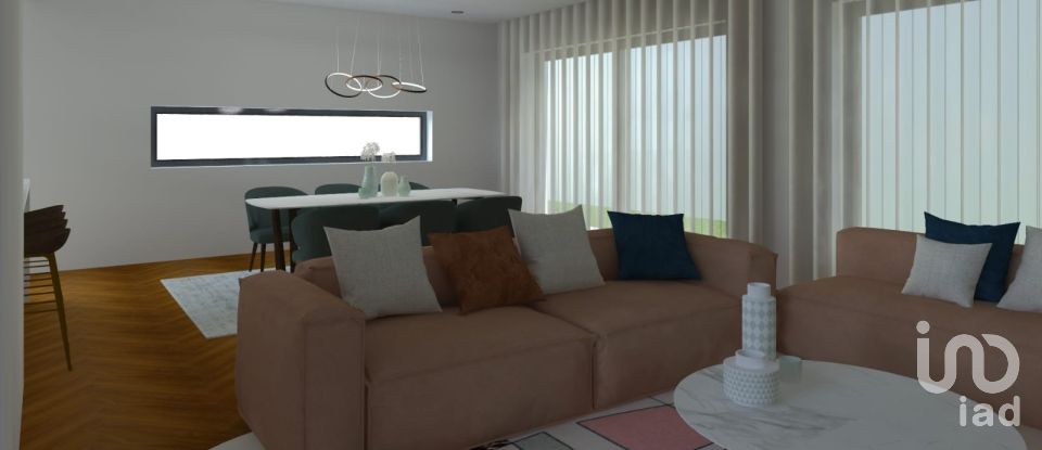 Terrain à Seia, São Romão e Lapa dos Dinheiros de 563 m²