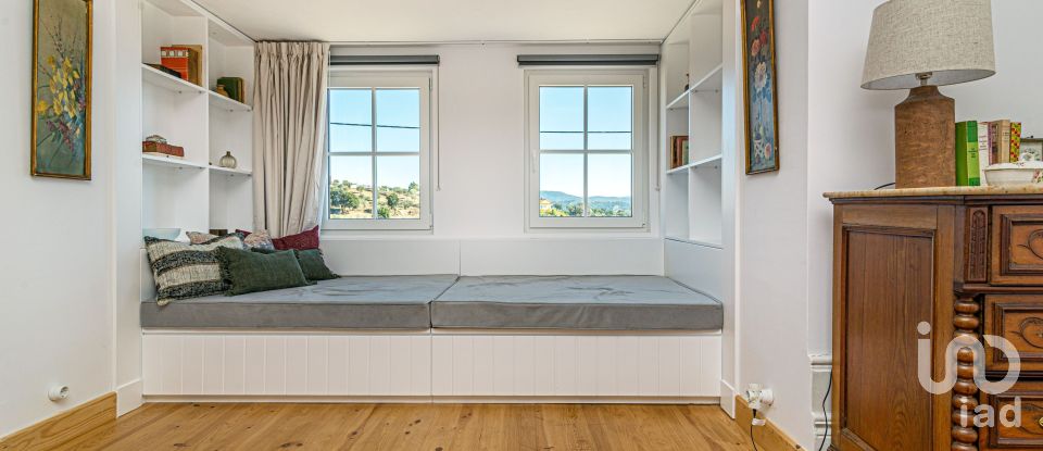 Maison T5 à Avantos e Romeu de 300 m²