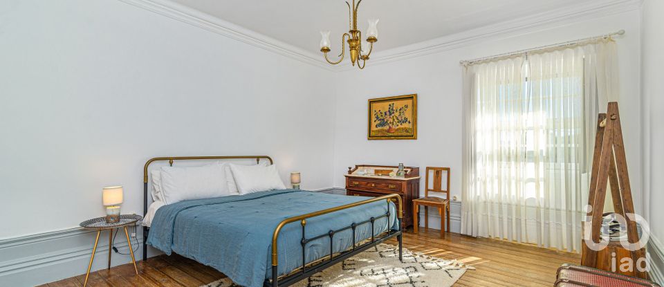 Maison T5 à Avantos e Romeu de 300 m²