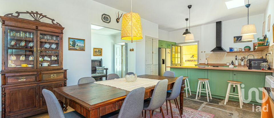 Maison T5 à Avantos e Romeu de 300 m²