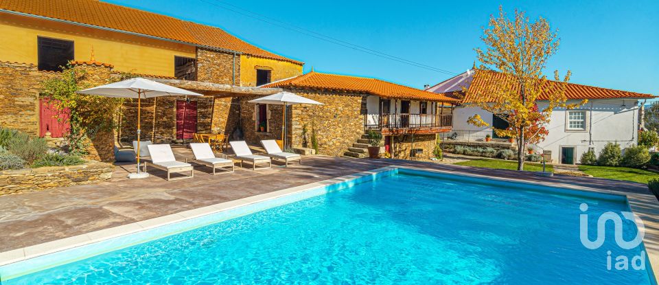 Maison T5 à Avantos e Romeu de 300 m²