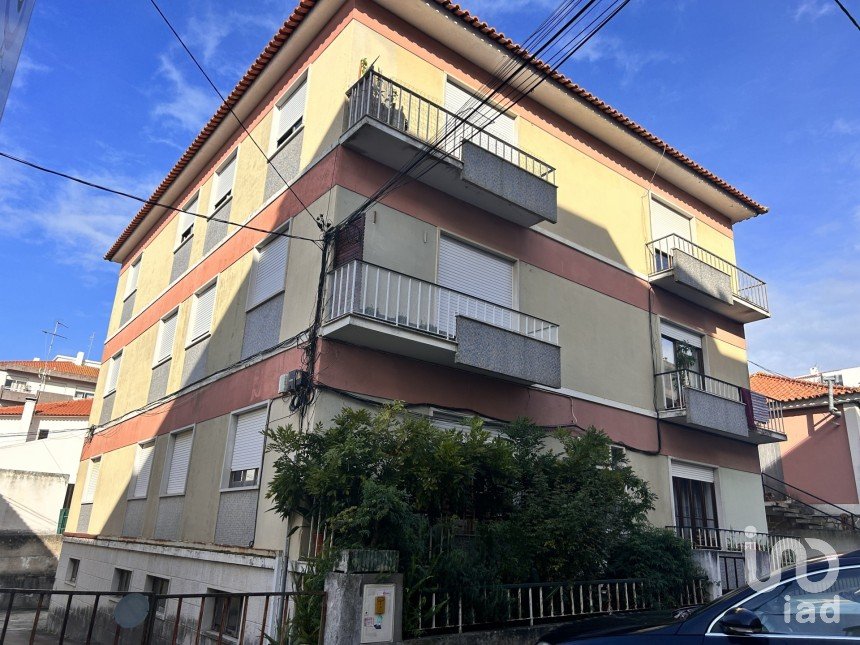 Apartamento T3 em Caldas da Rainha - Santo Onofre e Serra do Bouro de 83 m²