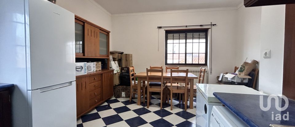 Apartment T3 in Caldas da Rainha - Santo Onofre e Serra do Bouro of 83 m²
