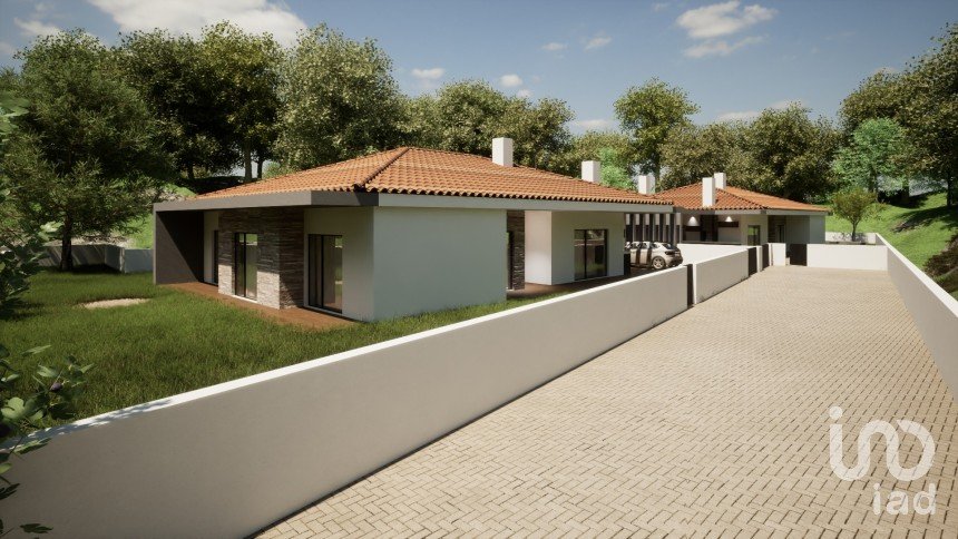 House T3 in Guia, Ilha e Mata Mourisca of 202 m²
