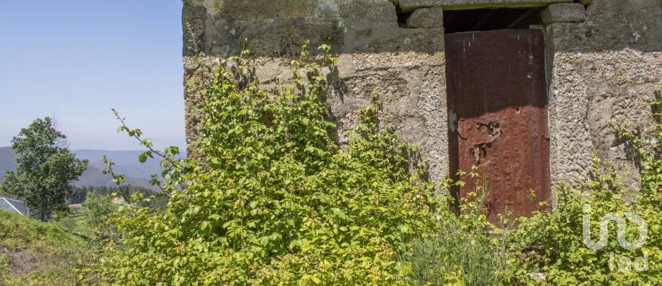 Land in Cabreiros e Albergaria da Serra of 250 m²