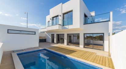 Moradia T3 em Tavira (Santa Maria e Santiago) de 275 m²