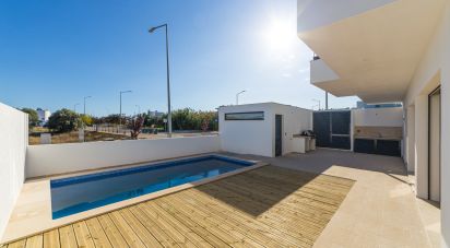 Moradia T3 em Tavira (Santa Maria e Santiago) de 275 m²