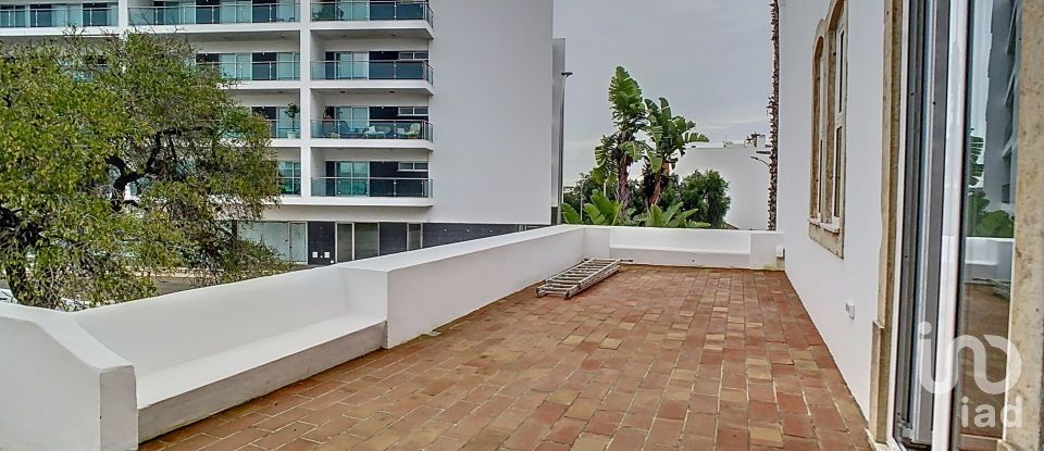 Maison de ville T4 à Portimão de 560 m²