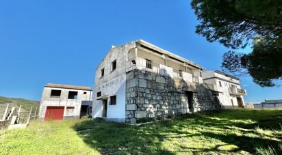 Ferme T7 à Freixo de Numão de 1 116 m²