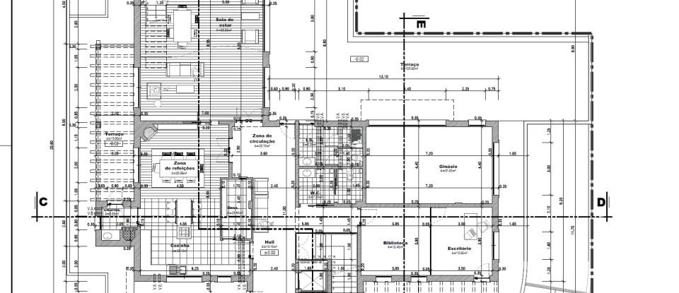 Farm T6 in Rio de Couros e Casal dos Bernardos of 1,048 m²