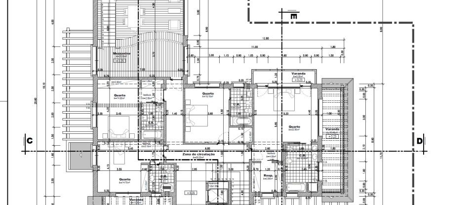 Farm T6 in Rio de Couros e Casal dos Bernardos of 1,048 m²