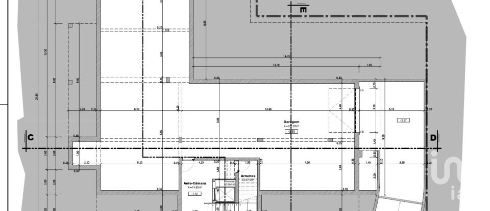 Farm T6 in Rio de Couros e Casal dos Bernardos of 1,048 m²