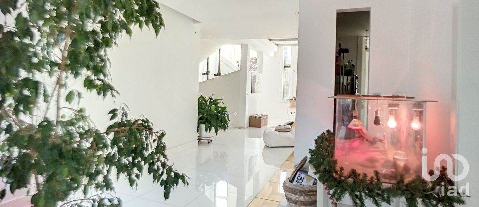 Farm T6 in Rio de Couros e Casal dos Bernardos of 1,048 m²