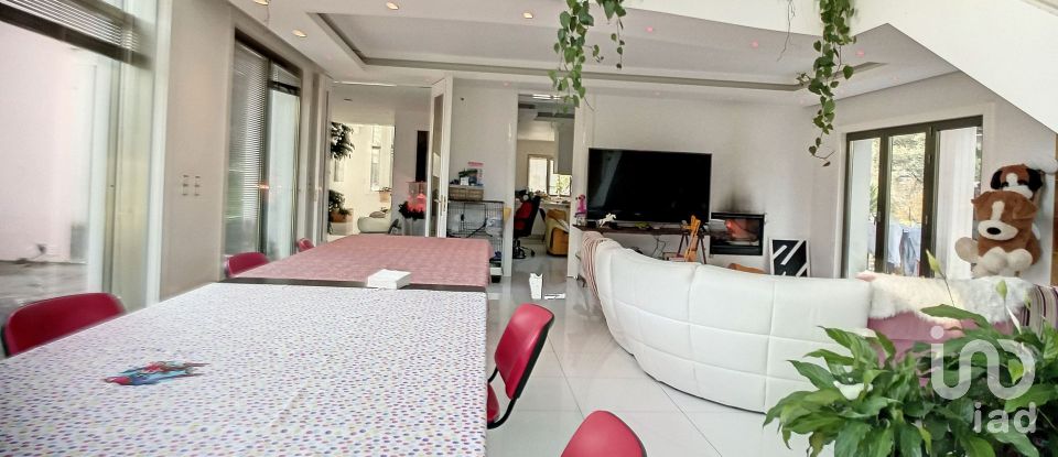 Farm T6 in Rio de Couros e Casal dos Bernardos of 1,048 m²