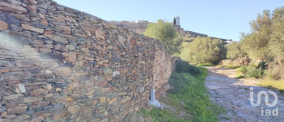 House T0 in Monsaraz of 185 m²