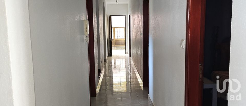 Lodge T5 in Arco da Calheta of 210 m²