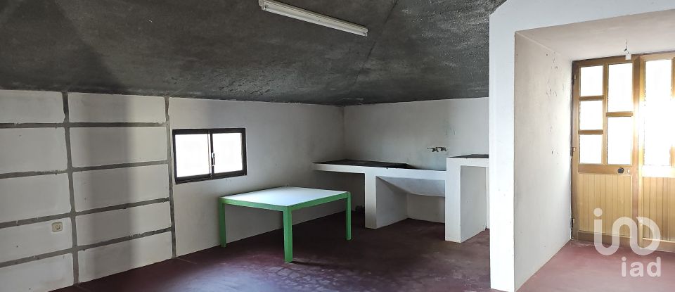 Lodge T5 in Arco da Calheta of 210 m²