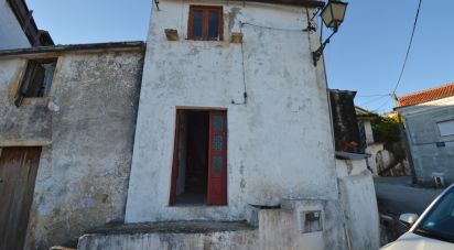 Maison traditionnelle T2 à São Miguel, Santa Eufémia e Rabaçal de 15 m²