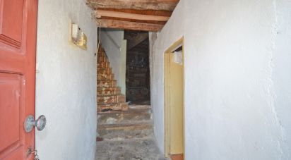 Maison traditionnelle T2 à São Miguel, Santa Eufémia e Rabaçal de 15 m²