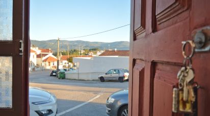 Maison traditionnelle T2 à São Miguel, Santa Eufémia e Rabaçal de 15 m²