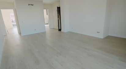 Apartment T3 in Gâmbia-Pontes-Alto da Guerra of 90 m²