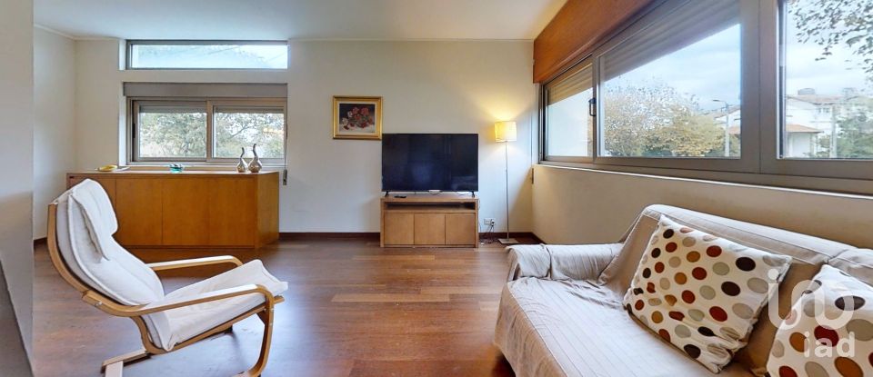 Maison T5 à Arcozelo de 279 m²