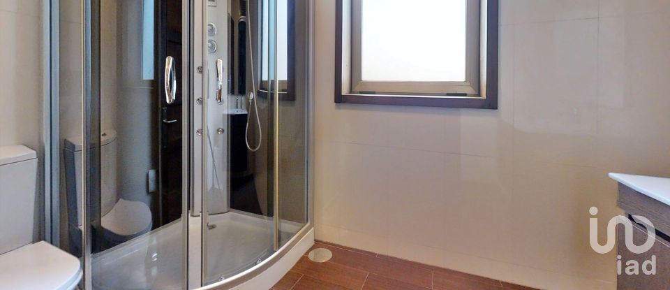 Maison T5 à Arcozelo de 279 m²