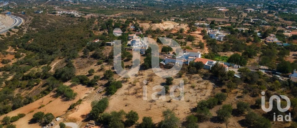 Terreno urbano em Loulé (São Clemente) de 4 700 m²