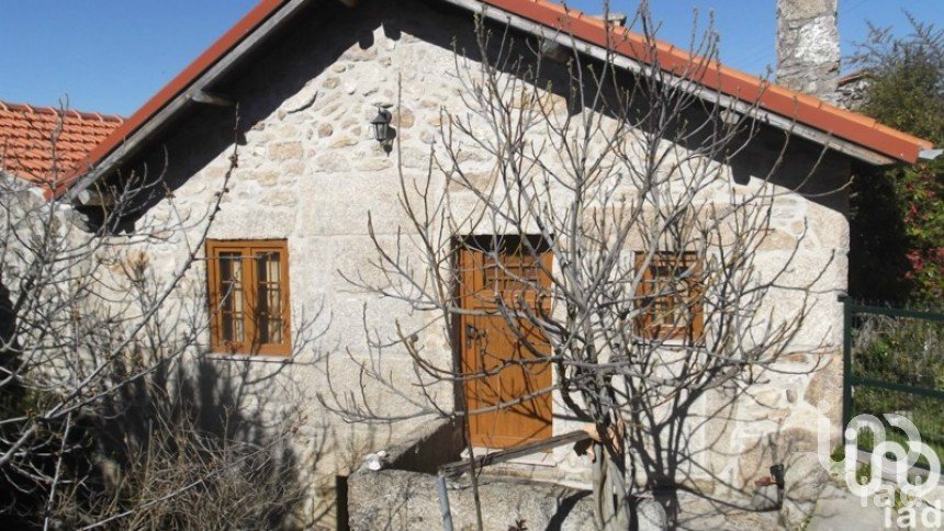 Casa de aldeia T1 em Pousafoles do Bispo, Pena Lobo e Lomba de 378 m²