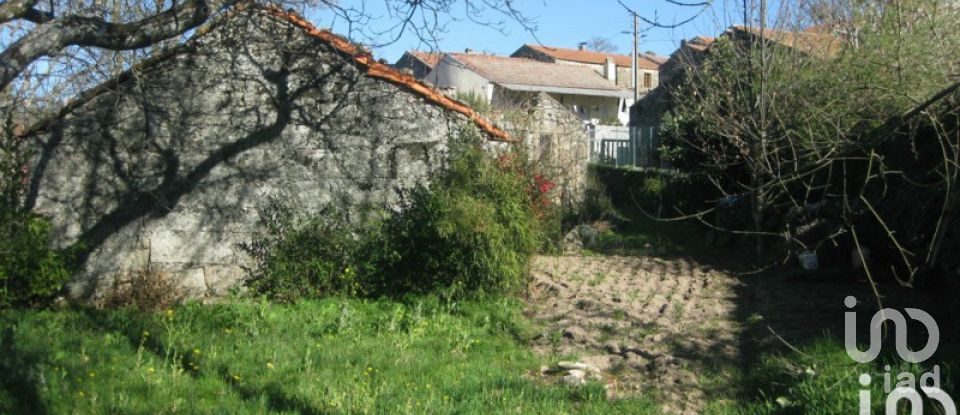 Casa de aldeia T1 em Pousafoles do Bispo, Pena Lobo e Lomba de 378 m²