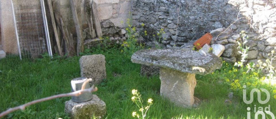 Casa de aldeia T1 em Pousafoles do Bispo, Pena Lobo e Lomba de 378 m²