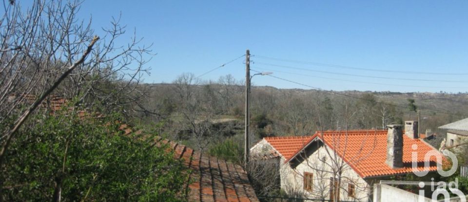 Maison de village T1 à Pousafoles do Bispo, Pena Lobo e Lomba de 378 m²