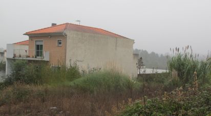 Terreno em Oliveira do Bairro de 450 m²