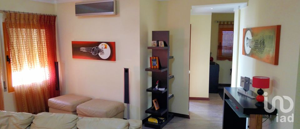 Apartamento T5 em Faro (Sé e São Pedro) de 242 m²