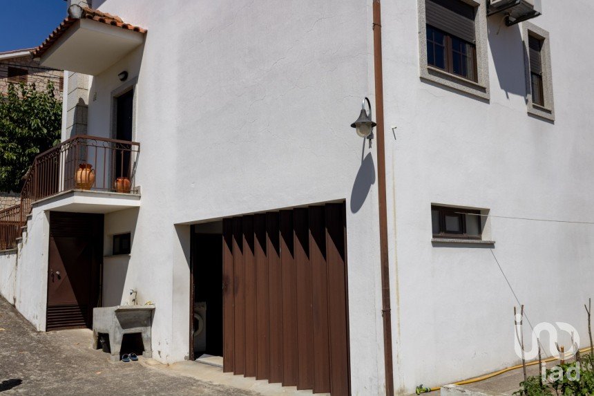 House T4 in Santa Cruz/Trindade E Sanjurge of 129 m²