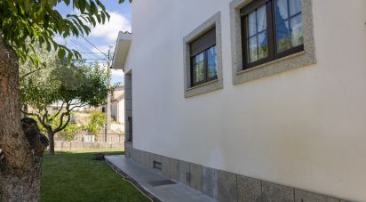 Casa / Villa T4 em Santa Cruz/Trindade E Sanjurge de 129 m²