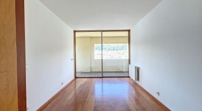 Apartment T3 in Lordelo Do Ouro E Massarelos of 174 m²