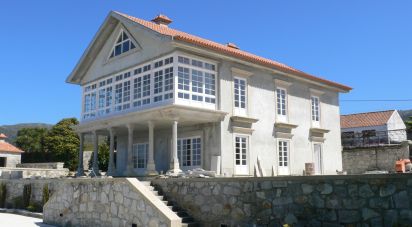Casa / Villa T4 em Afife de 350 m²